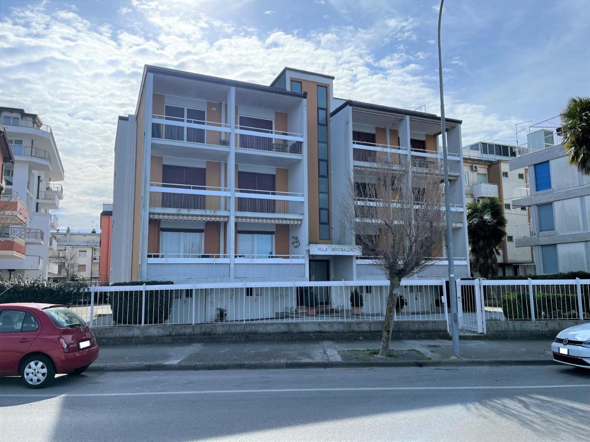 Villa Arcobaleno Grado Exteriör bild